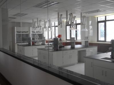 全鋼實(shí)驗(yàn)臺(tái)-03